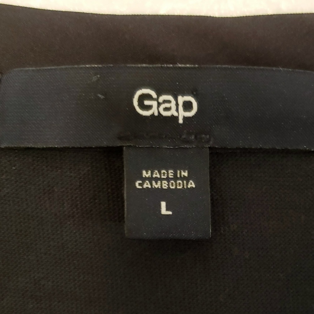 Gap Navy Blue Cutout Sleeveles lined Top. Large - Picture 2 of 4